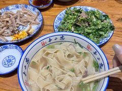 -十二忠手拉面(燎原街店)
