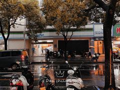 -麦当劳(杭州西湖银泰百货店)