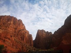 -天山神秘大峡谷