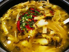 -渝是乎川渝小炒(新世界百货望京店)
