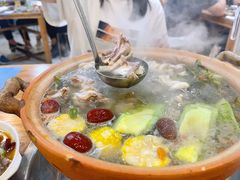 石橄榄炖鸡-洪大厨鸡煲(福田店)