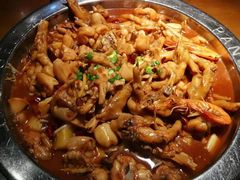 鸡爪-胖哥俩肉蟹煲(来福士店)