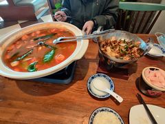 云南特色酸汤鱼-滇越乘象云南餐厅(次渠店)
