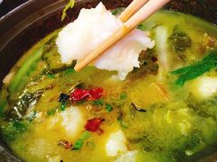 -周鱼小馆石锅酸菜鱼(活力汇店)