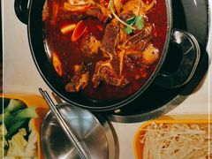 -运气牛自助酱大骨火锅(南京东路店)