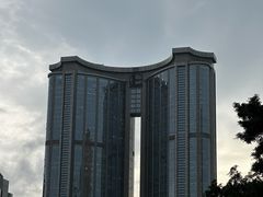 -广州天河体育中心美居酒店