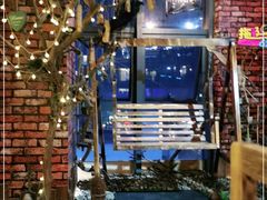 -MAX伯爵趣味互动密室逃脱(大坪D馆店)