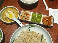 -裕兴记•蟹黄面馆(人民广场店)