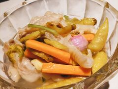 泡椒凤爪-院8里·小聚园老川菜(九眼桥店)