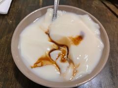 -渝嘴小老弟老火锅(华新村店)