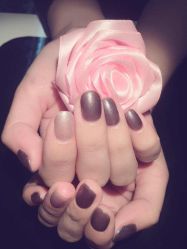 -EMILY艾枚莉美甲美睫·美颜·现磨咖啡