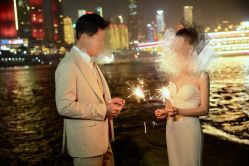 -黑马婚纱摄影