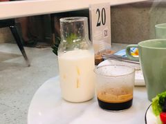 -丽莎沙拉轻食餐厅(国贸店)