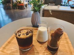 黑砖拿铁-dotcom coffee古点咖啡(致真大厦店)