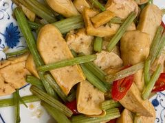香芹炒豆干-莲花公园煎蟹(总店)