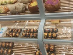 -好利来(万卉路店)