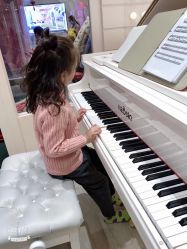 -奈尔宝·儿童乐园·亲子餐厅(华采天地店)