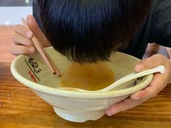 -平望服务区·停车场