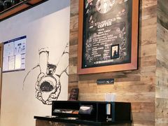 大堂-星巴克(北京三里屯SOHO一店)