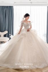 点击看大图 -予白婚纱礼服馆