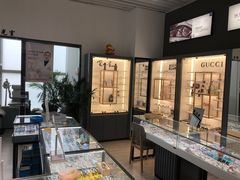 -三叶眼镜城(八佰伴店)