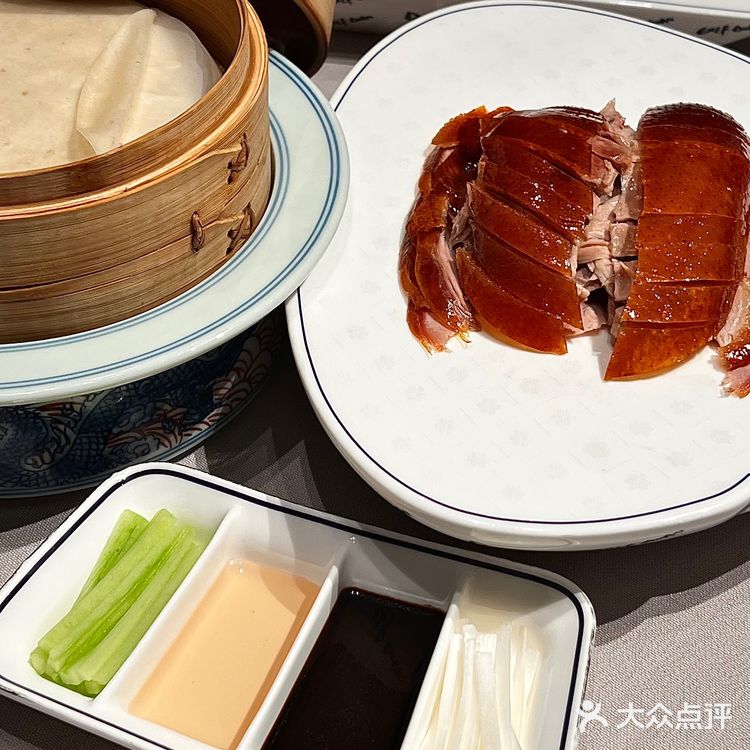 拜托‼️都去吃这个鱼子酱烤鸭呀,人间值得