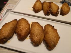 -必胜客(证大大拇指店)
