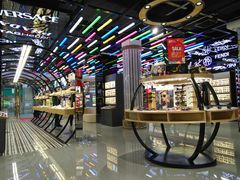 一楼展示厅-精益眼镜(春熙路店)