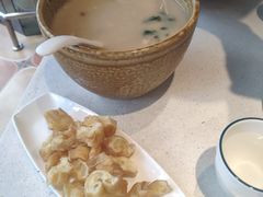 老济南甜沫-闫府私房菜·百年鲁菜(恒隆店)