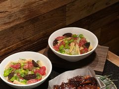 -三出山火锅(南京万象天地店)