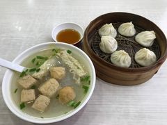 -珊珊小笼馆(仙霞路店)
