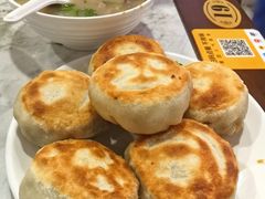 -尹记门钉肉饼(丰台站店)