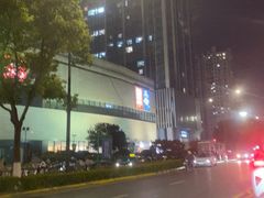 -银泰百货(海宁店)
