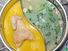 -禄婶鸡煲·打边炉