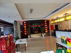 -郑庄脂渣海鲜楼(九水路店)
