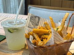 -翠贝卡&Mama Kelly Brunch Coffee(河西店)