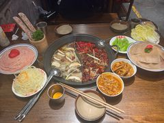 -萍姐火锅·公路夜市(武汉首店)