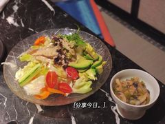 -山川小町·极番烧肉(新地假日广场店)