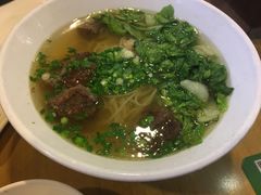清炖牛肉面-台北楚楚园馅饼粥(虹桥南丰城店)