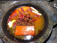 -红九格老火锅(三峡广场店)