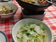 -新李记 · 口味菜馆(南郊公园店)
