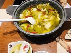 -渝是乎酸菜鱼(龙旗购物中心店)