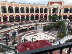 -佛罗伦萨小镇广佛名品奥特莱斯(疏港路店)