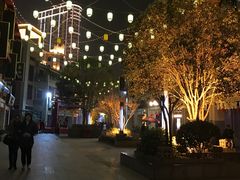 -吉庆街美食广场