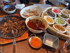 -包整·丝娃娃(一览甲秀楼风景店)