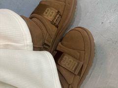-UGG(燕莎奥特莱斯购物中心店)