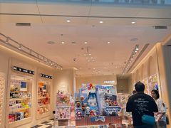 -泡泡玛特POPMART(凯德大峡谷店)