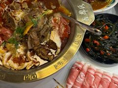 -鑫郭氏·南昌20年大排档·小龙虾羊蝎子(潮阳里店)