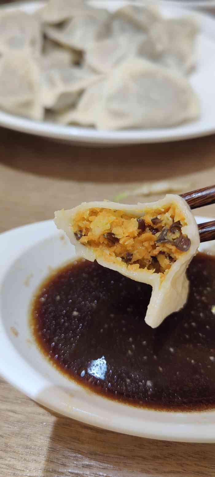 门头沟龙湖天街地下一层从扶梯处下去左转就能看到了最近新加了麻辣烫