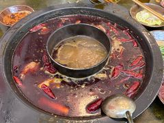-黄潇洒老火锅(九眼桥宏济巷店)